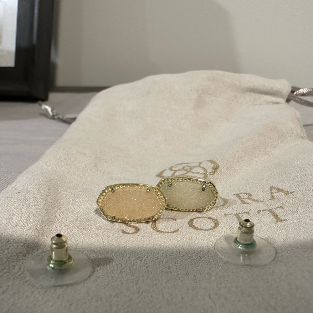 Kendra Scott gold white drusy stud earrings